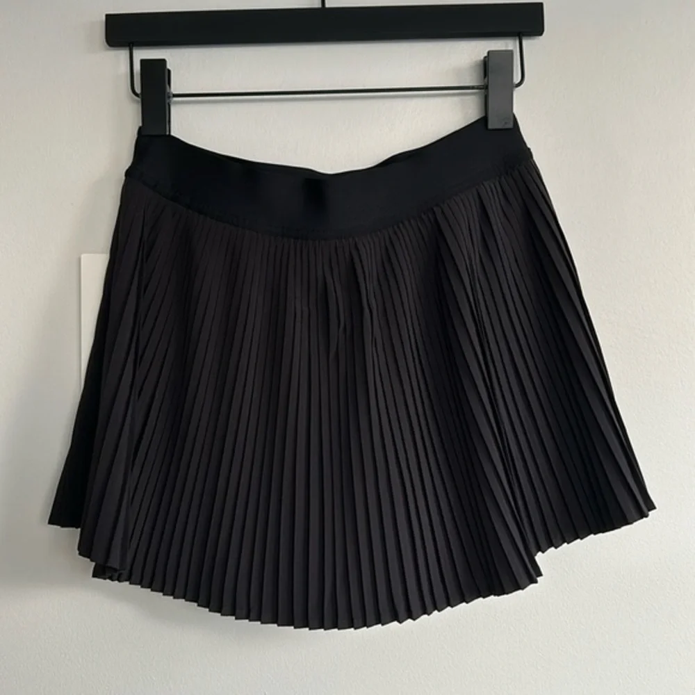 Varsity High-Rise Pleated Tennis Skirt In Black - Picture 5 of 8